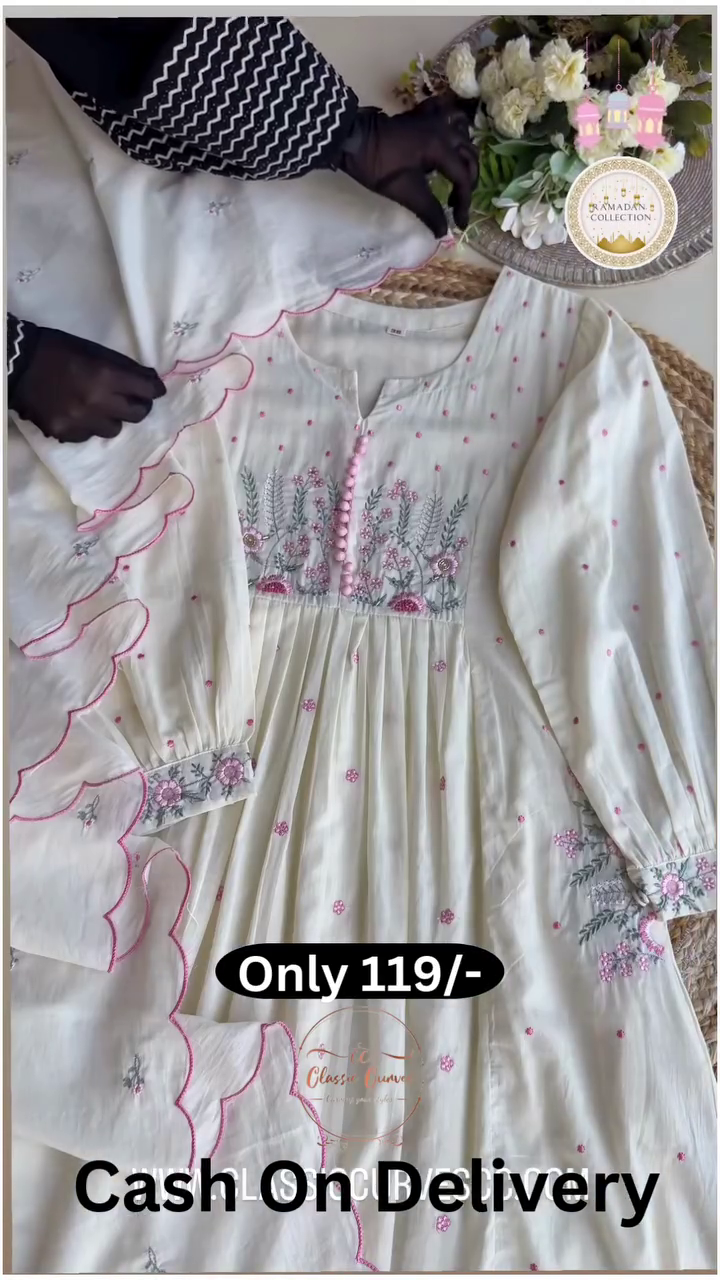 Women Floral Embroidered Regular Thread Work Pure Cotton Kurta with Palazzos & With Dupatta - image 4